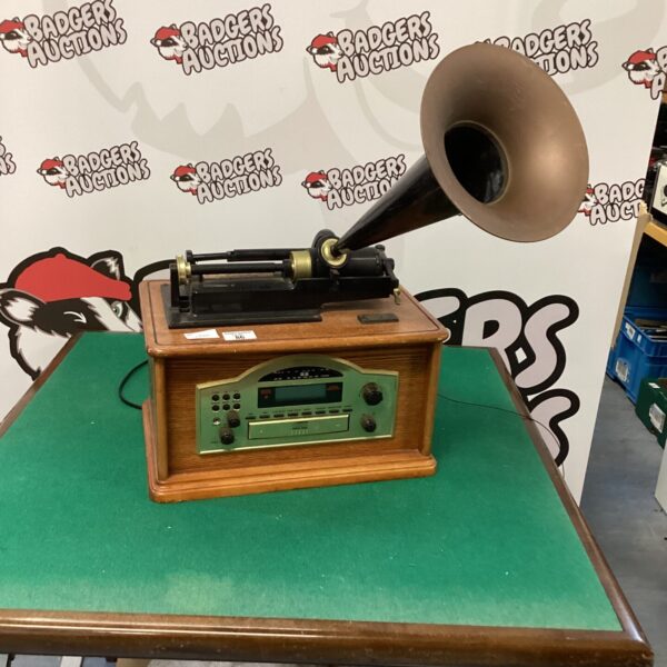 Vintage Spirit of St Louis CD player radio with wooden cabinet.