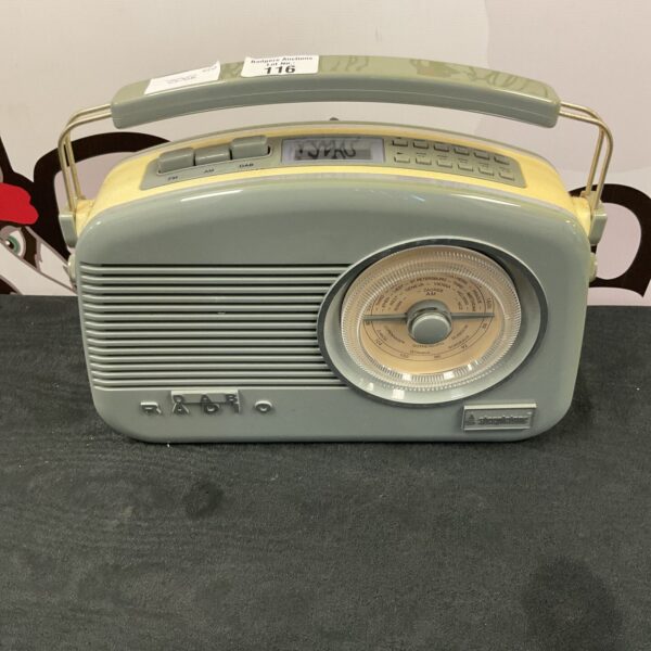 Retro Steepleton DAB radio on display, vintage style.