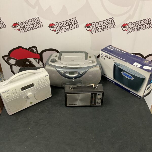 Roberts Elise DAB radio, a portable digital radio for home or travel.