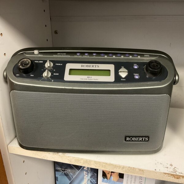 Vintage Roberts RD-3 DAB radio in used condition.