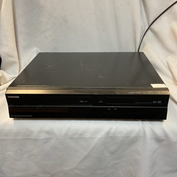 Toshiba DVR20 DVD VCR combo recorder for converting VHS to DVD.