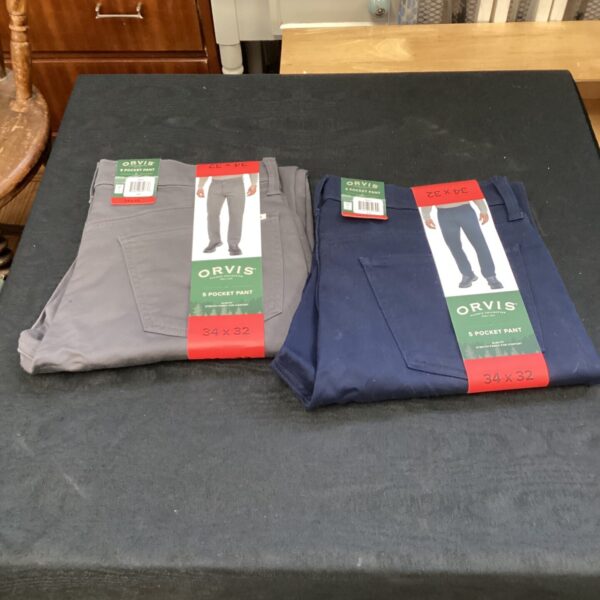 New Orvis stretch trousers size 34x32, comfortable and stylish.