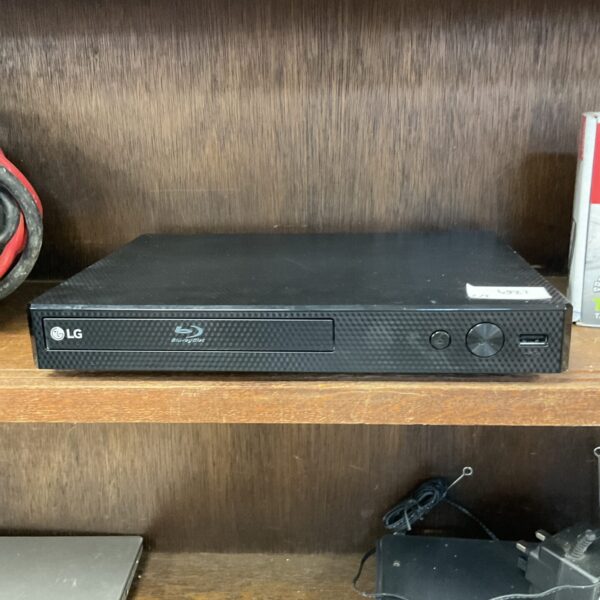 Black LG BP350 Blu-ray player for home entertainment systems.