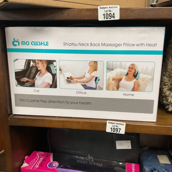 Mo cuishe shiatsu neck massager pillow with heat therapy.