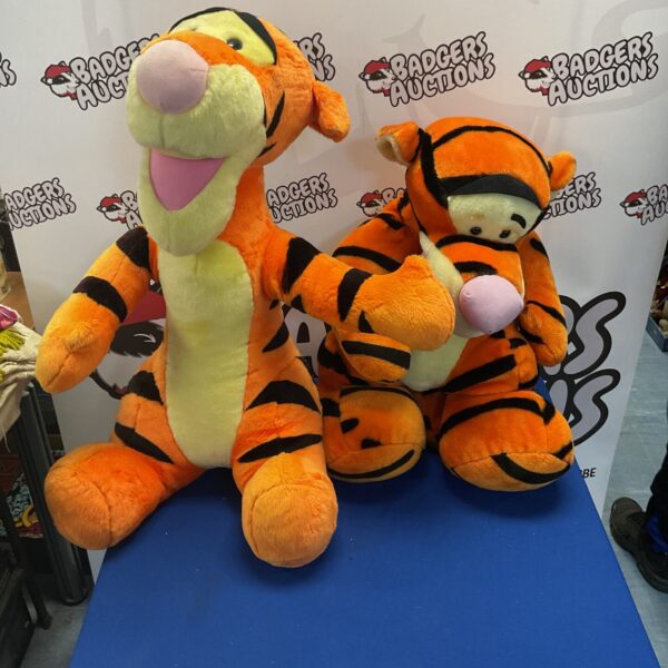 Victorian miniature portrait case with ruler for scale.