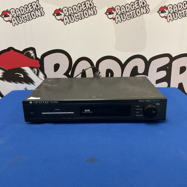 Cambridge Audio DAB300 digital tuner, vintage hi-fi radio.