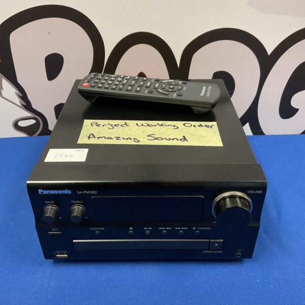Vintage Panasonic SA-PMX82 CD player with remote control.