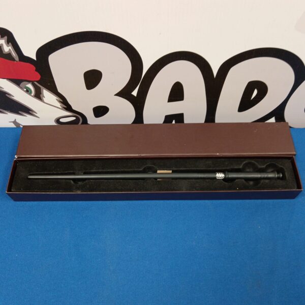 Yaxley wand replica in display box, Harry Potter collectible