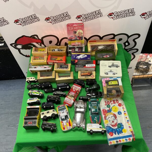 Lot of vintage and modern diecast cars, including Corgi and Burago.