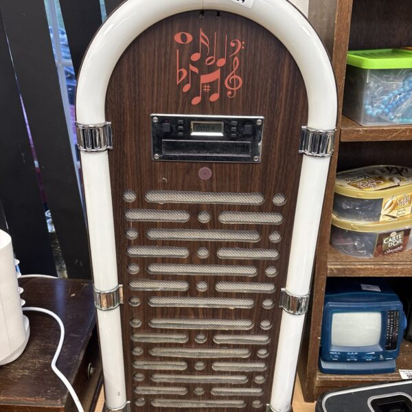 Retro Itech CD jukebox tabletop music player