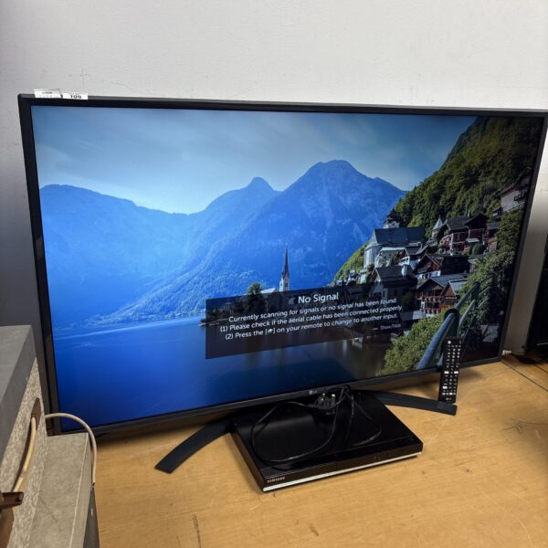 LG 49UM7400PLB TV and Samsung DVD player setup for home entertainment.