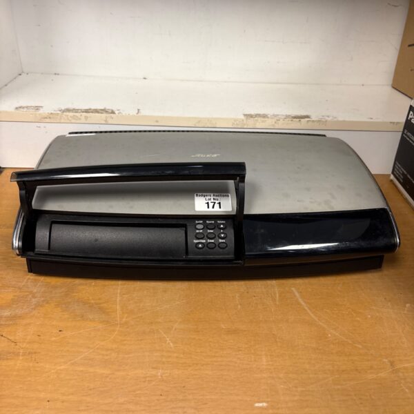 Front view of a vintage Bose AV48 media centre audio system.