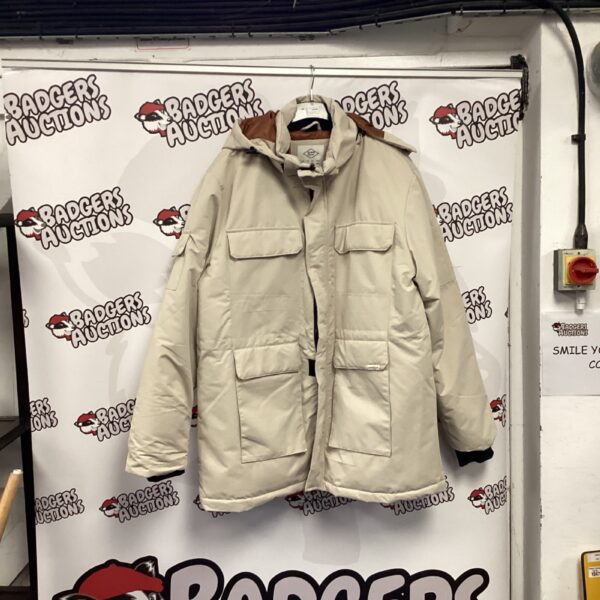 Lee Cooper 2XL hooded jacket, front view.