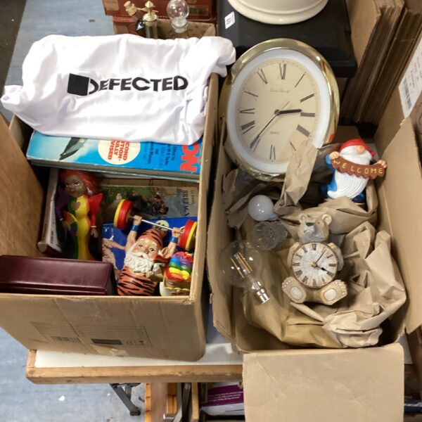 Mixed lot of vintage collectibles including a gnome and clock.
