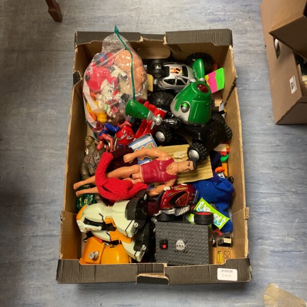 Mixed toy lot including Action Man and radio control car.