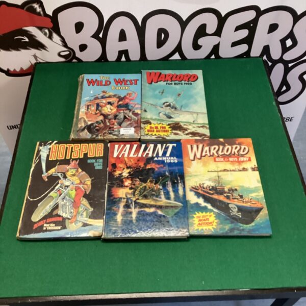 Vintage boys annuals collection including Wild Westbrook and Hotspur.