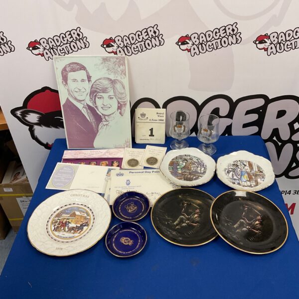 Collection of commemorative ware including two queens 90th birthday £5 coins