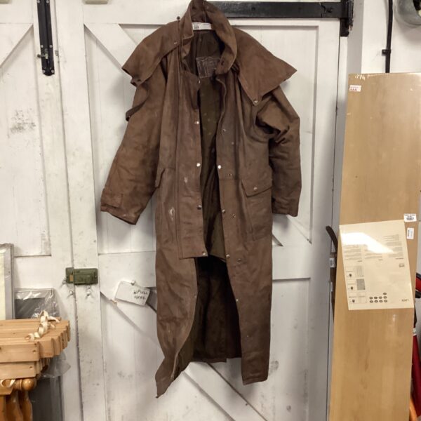 Brown leather coat XL, full length, vintage style.