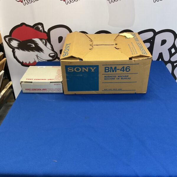 Vintage Sony BM-46 business machine with FS-35 foot control unit.