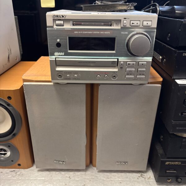 Silver Sony HCD MD373 mini hi-fi system with speakers.