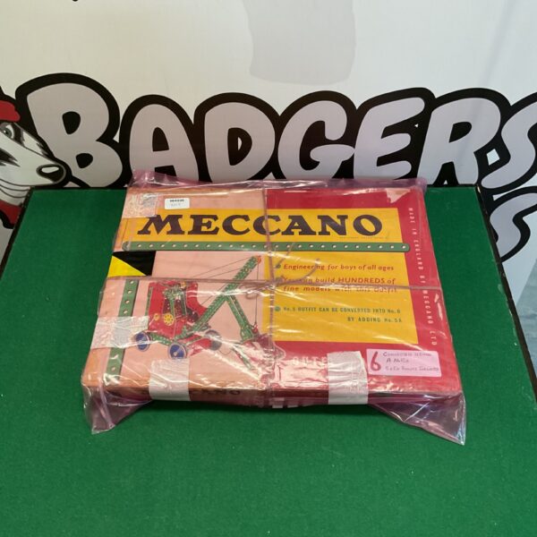 Vintage Meccano Engineering Set in original box.