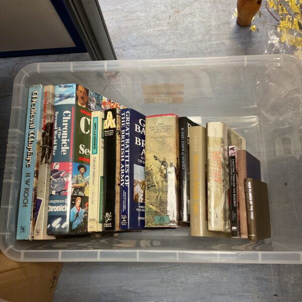 Lot of vintage war history books for collectors.